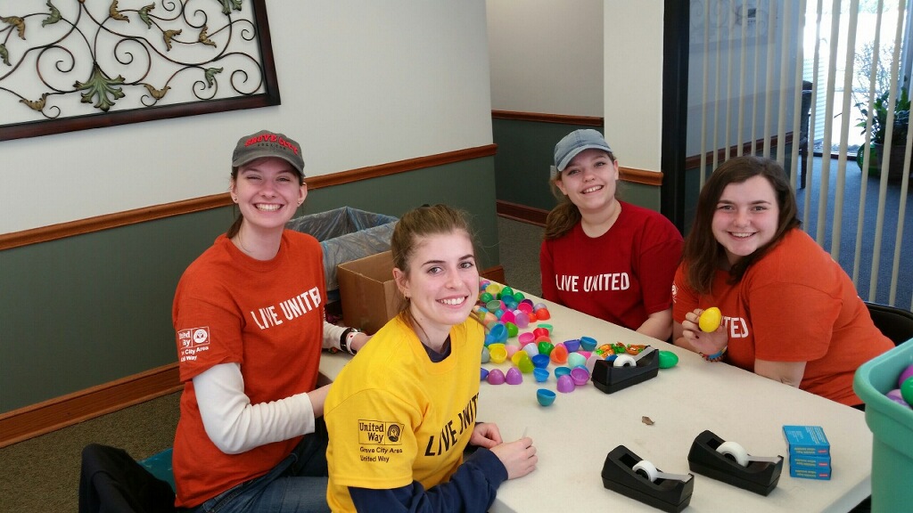 2019 Day of Caring Preparing for the Farmers National Bank Easter Egg Hunt